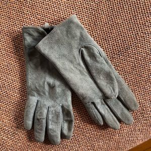 Urban Outfitters Suede Gloves